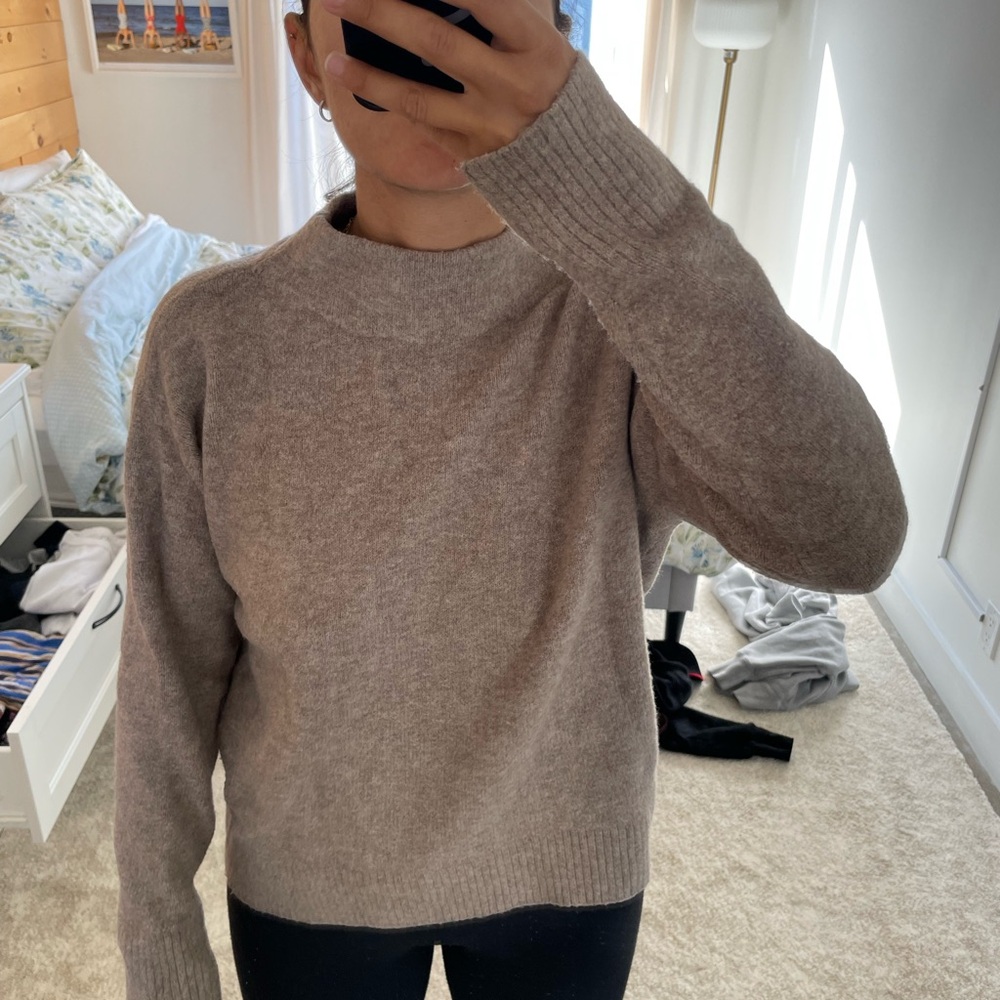 Uniqlo souffle high neck sweater